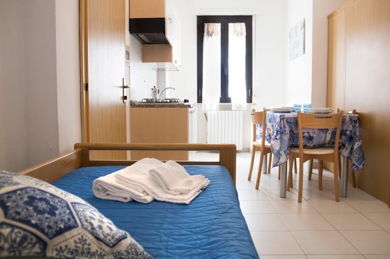 Hotel Stella Marina مارينا دي سيسينا المظهر الخارجي الصورة