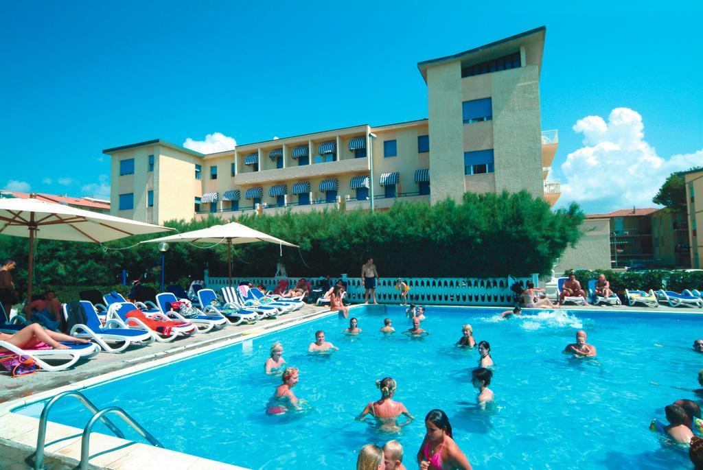 Hotel Stella Marina مارينا دي سيسينا المظهر الخارجي الصورة