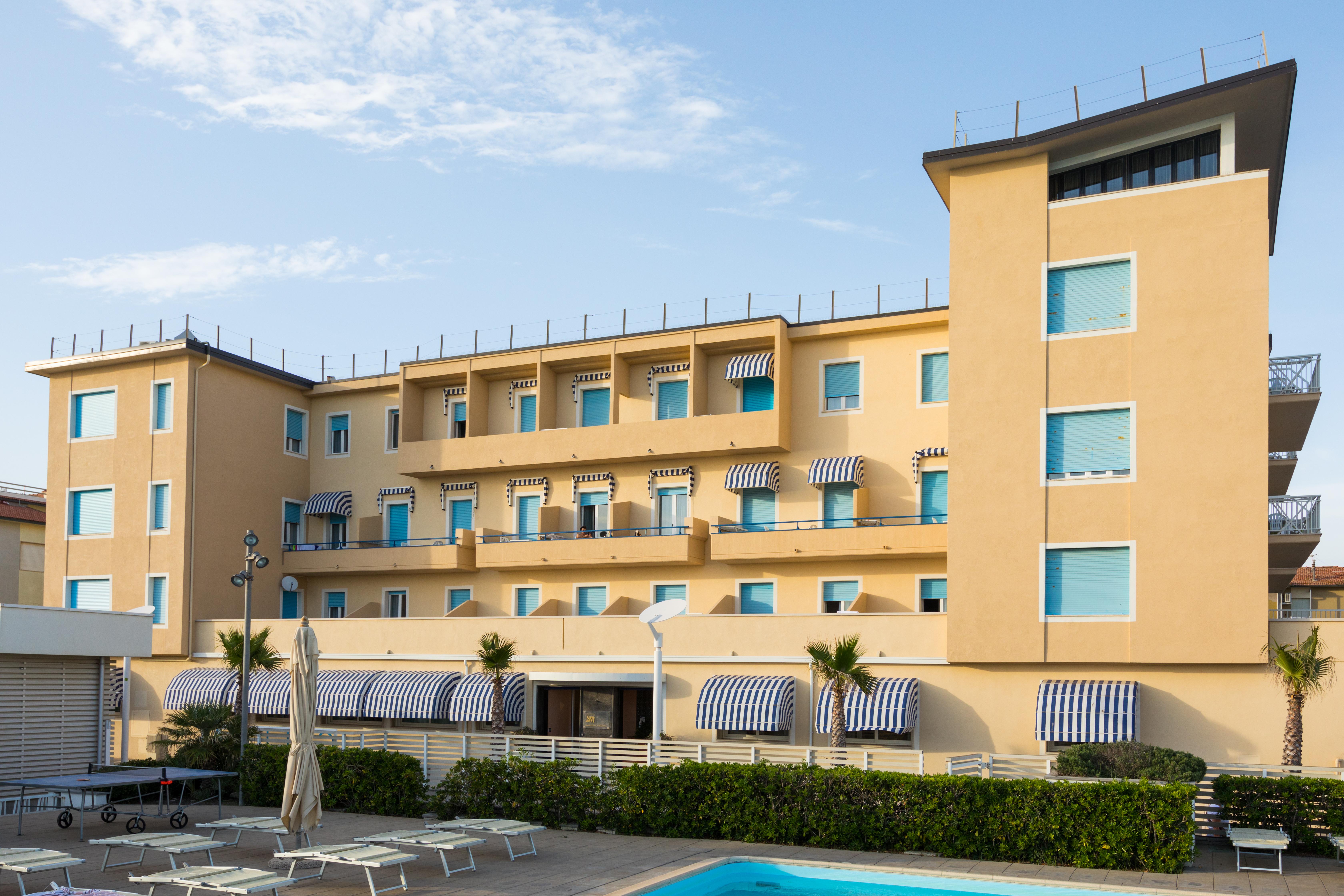 Hotel Stella Marina مارينا دي سيسينا المظهر الخارجي الصورة