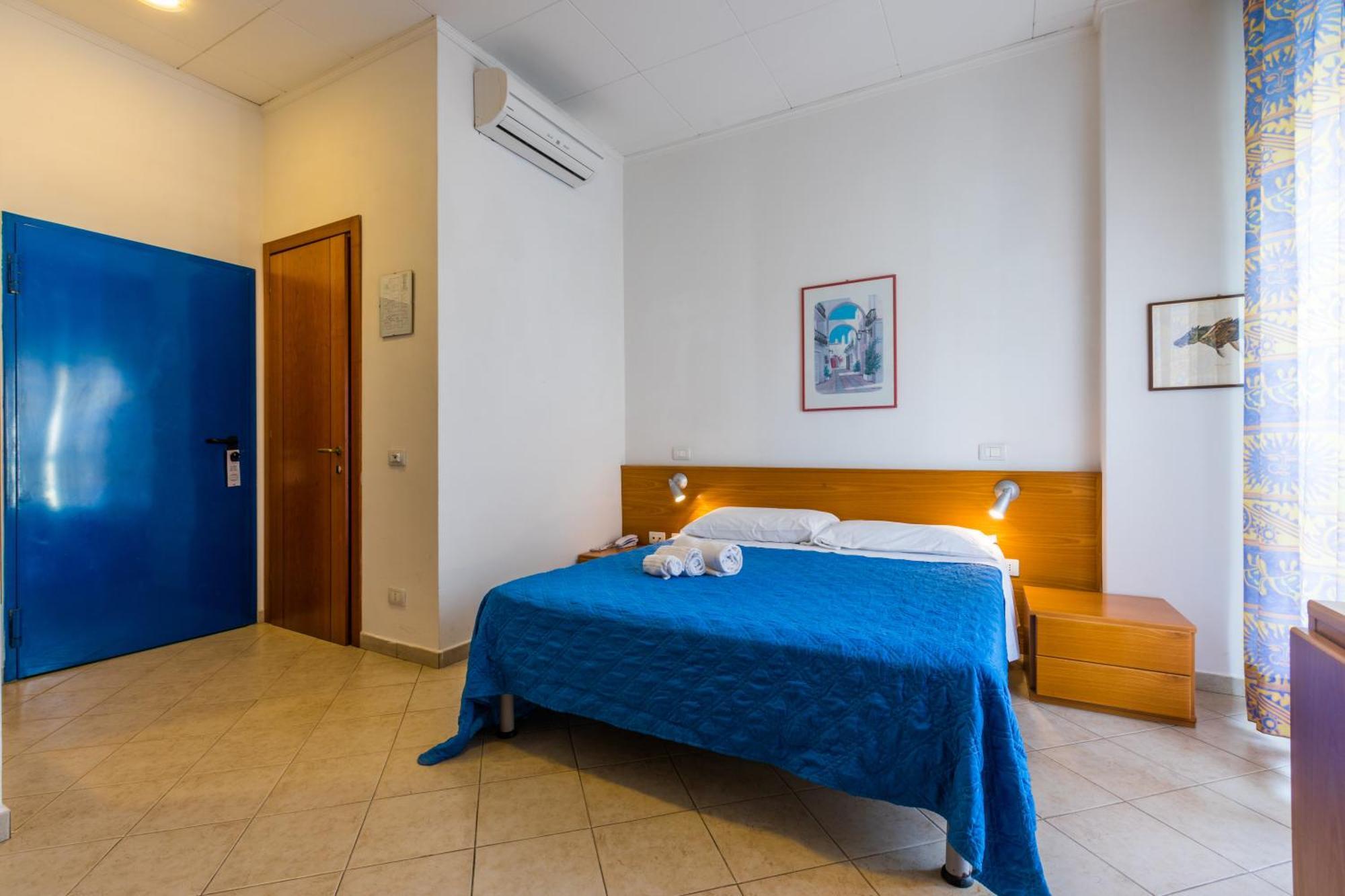 Hotel Stella Marina مارينا دي سيسينا المظهر الخارجي الصورة