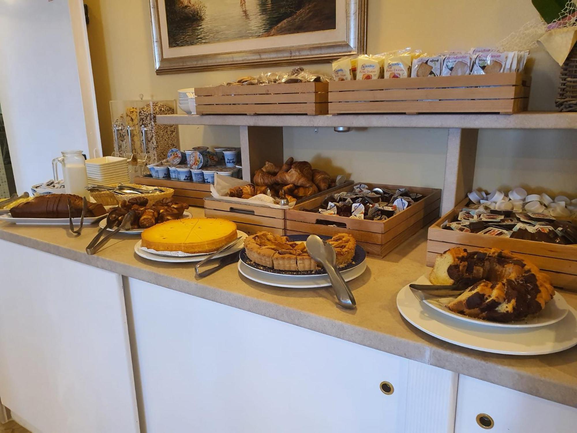 Hotel Stella Marina مارينا دي سيسينا المظهر الخارجي الصورة